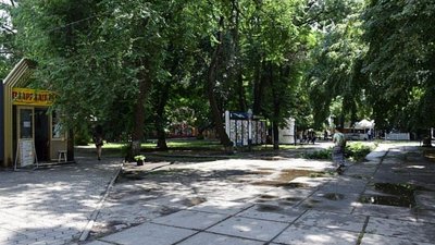 "Може обвалитися". Про підвал під сквером у центрі Кропивницького розповів Сергій Коваленко