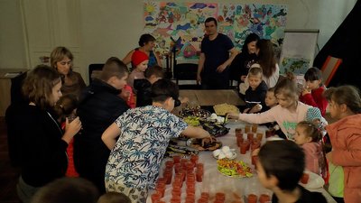 Де в Дніпрі є місця в шелтерах для переселенців з Донеччини та Луганщини Де в Дніпрі є місця в шелтерах для переселенців з Донеччини та Луганщини