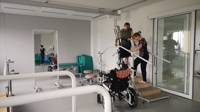 Пережив 69 операцій після поранення: у Львові захиснику виконали реконструкцію обличчя Пережив 69 операцій після поранення: у Львові захиснику виконали реконструкцію обличчя