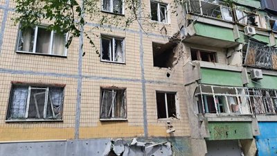 Війська РФ вдарили по Нікополю на Дніпропетровщині: поранена 35-річна жінка