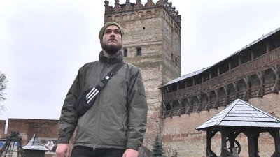 "Із собою маю усе необхідне" – військовий парамедик, який допомагав постраждалим в ДТП під Луцьком