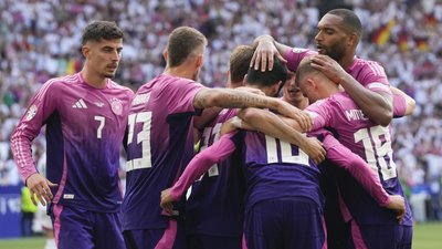 Збірна Німеччини з футболу востаннє не проходила у плей-оф Євро ще у 2004 році