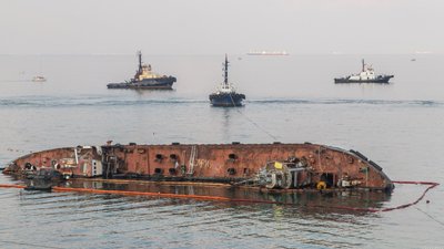 Колишнього командира корабля морської охорони судитимуть у справі танкера "Delfi"