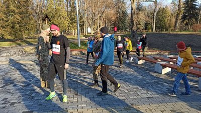 У Рівному вихованці "Пласту" долучилися до забігу "Марафон у Нью-Йорку, який ніхто не хоче бігти" У Рівному вихованці "Пласту" долучилися до забігу "Марафон у Нью-Йорку, який ніхто не хоче бігти"