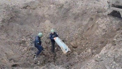 Одеські рятувальники знешкодили сучасну авіаційну бомбу масою понад 260 кг Одеські рятувальники знешкодили сучасну авіаційну бомбу масою понад 260 кг