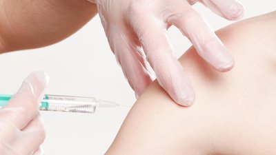 Вакцинація проти COVID-19. На Миколаївщині щотижня проводять тисячу щеплень