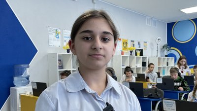 Учениця п'ятого класу Мілана Учениця п'ятого класу Мілана