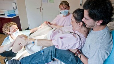 Тиждень після відновлення партнерських пологів. Скільки пар скористалися послугою на Буковині