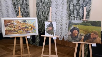 На Тернопільщині в замку відкрили виставку "Мистецтво в часи війни"