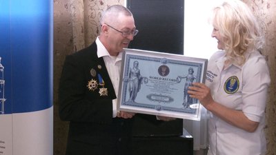 Отвори на яйцях рахували тиждень: як волиняни встановив два світових рекорди