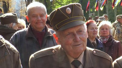В Івано-Франківську панахидою і ходою вшанували борців за волю України В Івано-Франківську панахидою і ходою вшанували борців за волю України