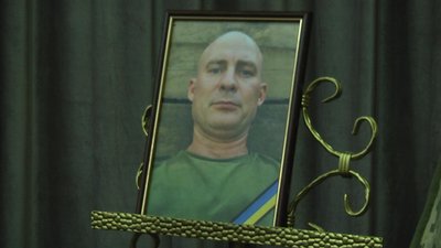 У Хмельницькому попрощались з захисником Іваном Козловим