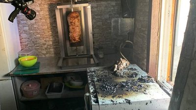 У Рівному горіла "Шавуха". Ймовірна причина – коротке замикання У Рівному горіла "Шавуха". Ймовірна причина – коротке замикання