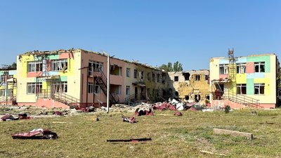"Чому б'ють по дитячому садочку — не зрозуміло". Удар по Мирнограду: подробиці від МВА