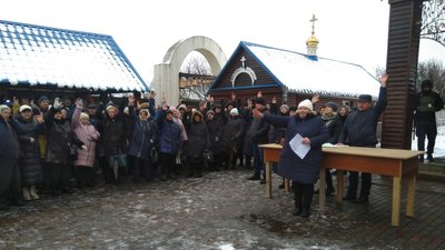 Понад 1200 жителів-вірян у Баранівці на Житомирщині проголосували за перехід під юрисдикцію Православної церкви України