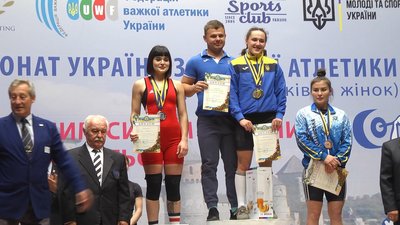 Чемпіонат України з важкої атлетики проходить у Хмельницькому