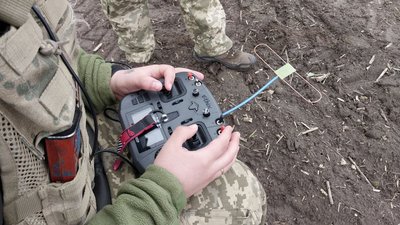 "Це цікаво. Це ж небо". Як працює безпілотна авіація на прикордонні Сумщини