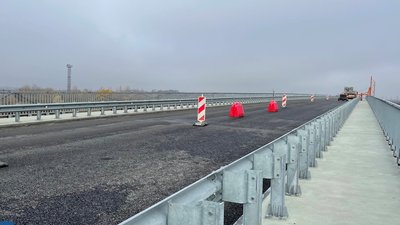 На Закарпатті відремонтували найбільший в області шляхопровід