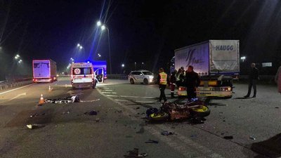 На Рівненщині від зіткнення з вантажівкою загинув мотоцикліст