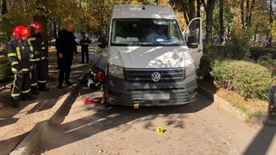 У мікрорайоні Виставка сталася дорожньо-транспортна пригода