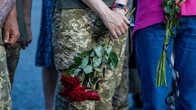На Дніпропетровщині вшанували пам’ять загиблих в ІЛ-76 військових, — фоторепортаж На Дніпропетровщині вшанували пам’ять загиблих в ІЛ-76 військових, — фоторепортаж