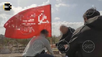 Встановили червоний прапор в окупованій Новій Каховці – трьом чоловікам повідомили по підозру