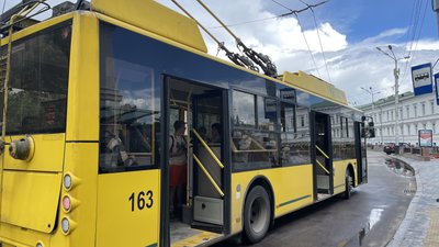 Тролейбус у Полтаві