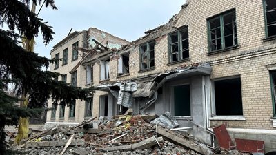 Вчителі з прифронтових територій можуть зарахуватися до кадрового резерву