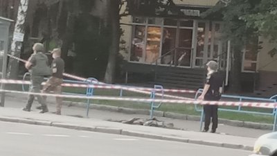 У Житомирі через залишену сумку на півтори години оточили ринок Хмільники У Житомирі через залишену сумку на півтори години оточили ринок Хмільники