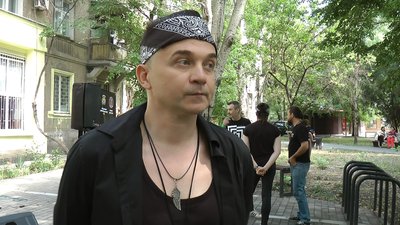 Гурт "Khorta" влаштував концерт, щоб зібрати допомогу для військових місцевої тероборони Гурт "Khorta" влаштував концерт, щоб зібрати допомогу для військових місцевої тероборони