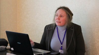 Узбецьку правозахисницю збираються депортувати з РФ. Вона просить притулку в Україні