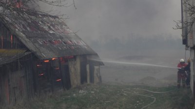 З’явилися нові подробиці загоряння майже 30-ти будівель у селі на Житомирщині З’явилися нові подробиці загоряння майже 30-ти будівель у селі на Житомирщині