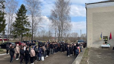 Тарас Григоращук, меморіальна дошка