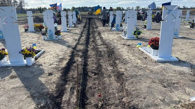 Військове кладовище у Черкасах