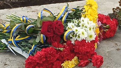 На Черкащині поховали захисника Дмитра Набатова На Черкащині поховали захисника Дмитра Набатова