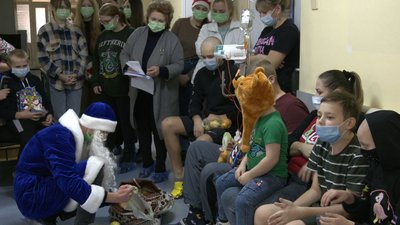 Черкаські студенти влаштували свято для онкохворих дітей Черкаські студенти влаштували свято для онкохворих дітей