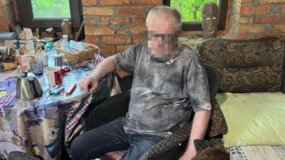 Друкували підроблені документи