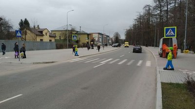 Манекени школярів втановлюють на Львівщині Манекени школярів втановлюють на Львівщині