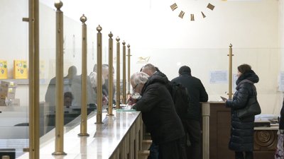 Обміняти старі лампи на енергоощадні можна у відділеннях "Укрпошти" Обміняти старі лампи на енергоощадні можна у відділеннях "Укрпошти"