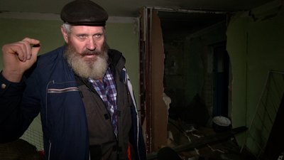 "Зовні зробили, а всередині розходяться стіни": як ремонтують гуртожиток в мікрорайоні Бобровиця у Чернігові "Зовні зробили, а всередині розходяться стіни": як ремонтують гуртожиток в мікрорайоні Бобровиця у Чернігові