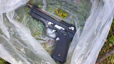 На Миколаївщині за хуліганство зі стріляниною поліцейські затримали чоловіка На Миколаївщині за хуліганство зі стріляниною поліцейські затримали чоловіка