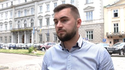 Начальник обласного відділу релігії та національностей Василь Дорош