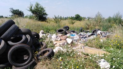 Миколаївець організував перекриття під’їздів до стихійного звалища поблизу міста Миколаївець організував перекриття під’їздів до стихійного звалища поблизу міста