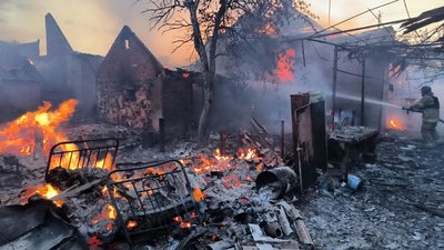 За добу на Донеччині через обстріли пошкоджені 35 будинків, дитсадок, лікарня