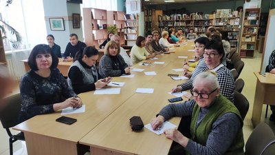 "Тема до душі припала". Як переселенці зі сходу писали радіодиктант національної єдності "Тема до душі припала". Як переселенці зі сходу писали радіодиктант національної єдності