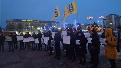 У Черкасах відбулася акція на підтримку народу Казахстану