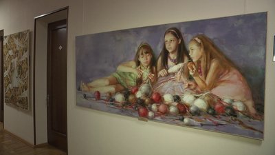 У Херсоні відкрилась виставка картин 5 художниць до Дня Незалежності "Моя живописна Україна" У Херсоні відкрилась виставка картин 5 художниць до Дня Незалежності "Моя живописна Україна"