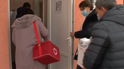 Жителі Моринців на Черкащині отримали бустерну дозу проти COVID-19 Жителі Моринців на Черкащині отримали бустерну дозу проти COVID-19