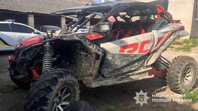 Викрали позашляховий багі вартістю близько 30 000 доларів: підозрюють трьох закарпатців