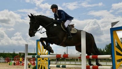На Рівненщині відбувся Відкритий чемпіонат з кінного спорту. Хто переміг